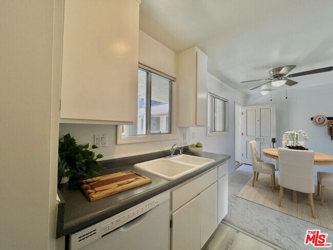 Building Photo - 1440 23rd St