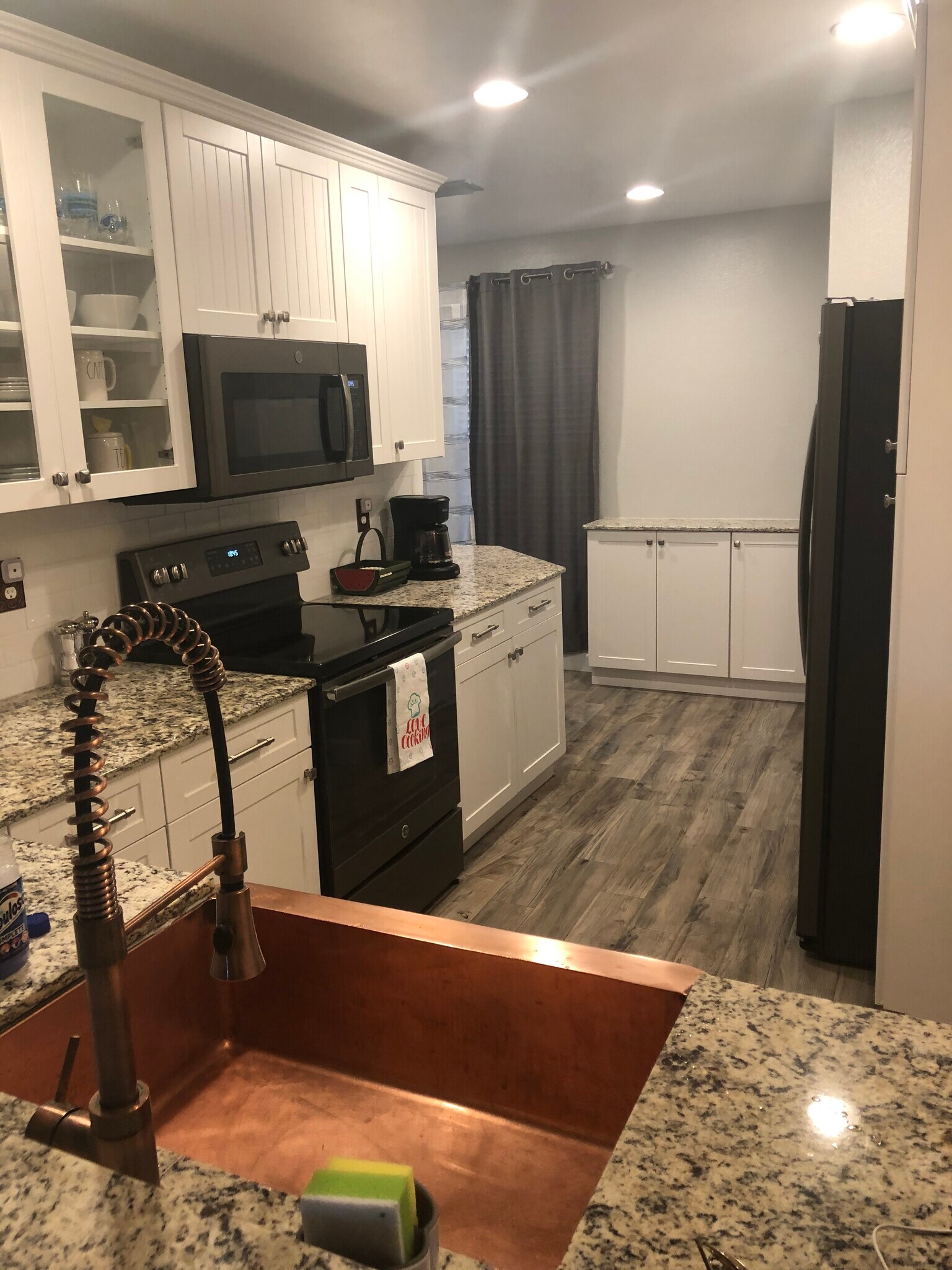 Building Photo - 5779 Avista Dr