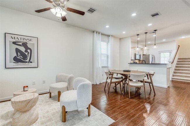 Building Photo - 5817 Loblolly Ln