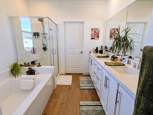 Building Photo - 2133 Verde Ranch Rd