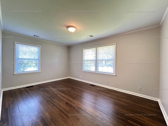Building Photo - FOR LEASE | Mid-town Tulsa | 3 Bed, 2 Bath...