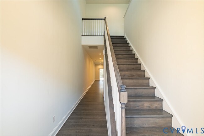 Building Photo - 6837 Leire Ln