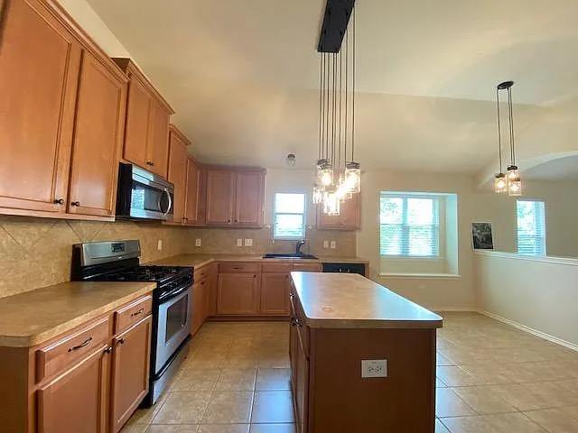 Building Photo - 2170 Rachel Ln