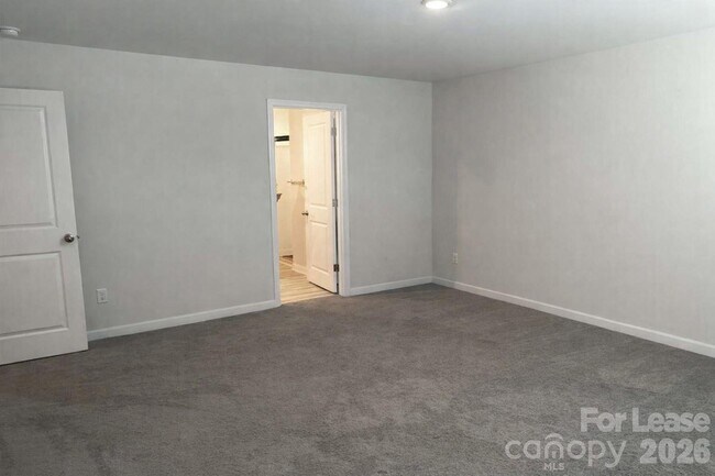 Building Photo - 116 Windstone Cmn Ln