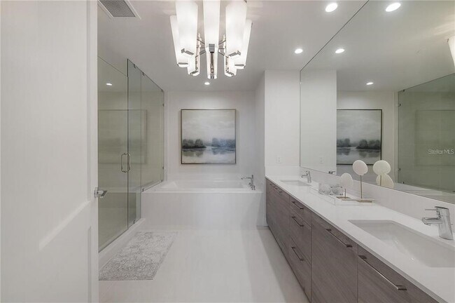 Building Photo - 2103 Bayshore Blvd