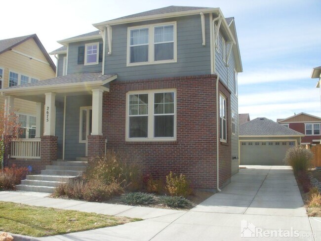 Building Photo - Gorgeous Stapleton Townhome!