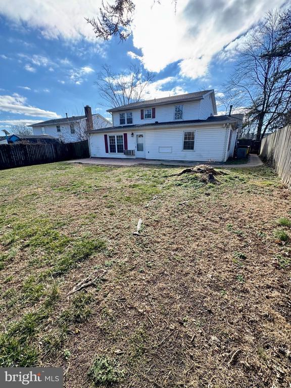 Building Photo - 1040 Springhill Way