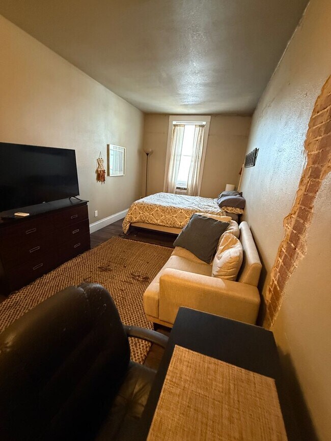 Building Photo - ADI - Superior