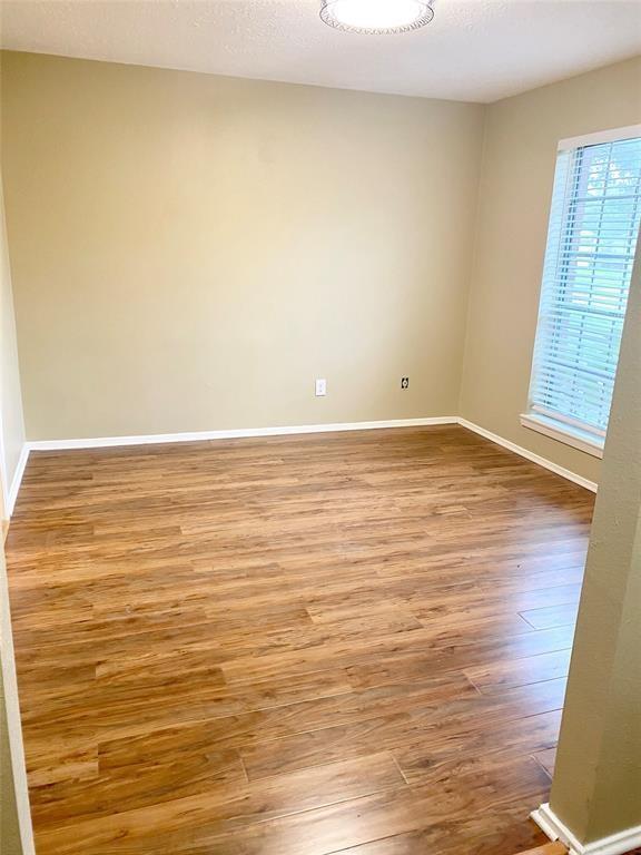 Building Photo - 6129 Silver Leaf Dr