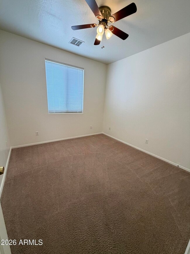 Building Photo - 1650 Manzanita Dr