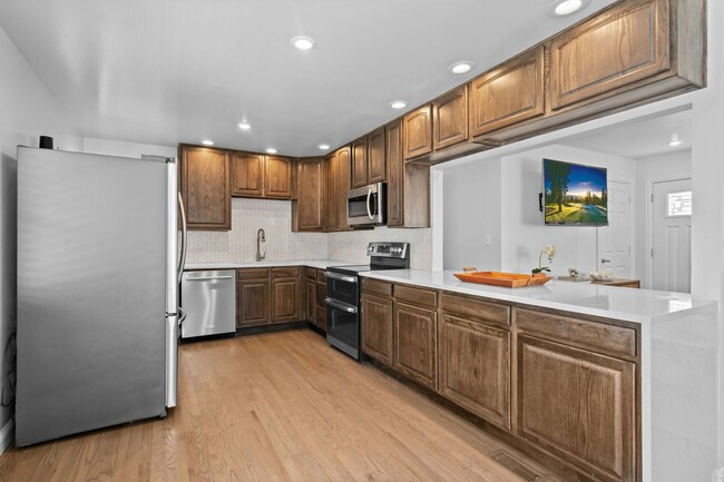 Building Photo - Modern South Denver Gem Available Now!!!