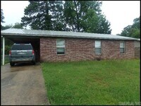 Building Photo - 13500 Marietta Dr