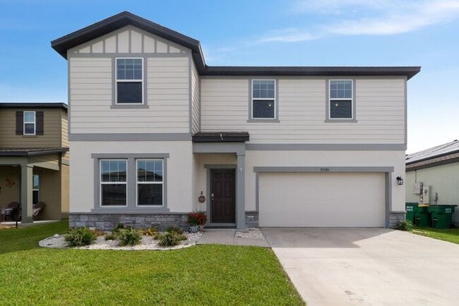 Building Photo - 4 Bed, 2.5 Bath Hidden Creek Home for Lease!