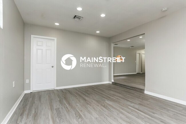 Building Photo - 3 Bedroom Pet-Friendly Home in Sunrise, FL with Main Street Renewal