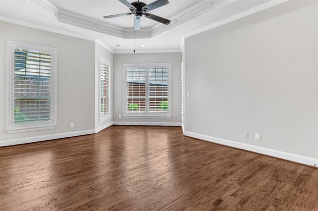Building Photo - 5965 Glendower Ln