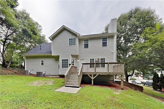 Building Photo - 114 Tannin Ct