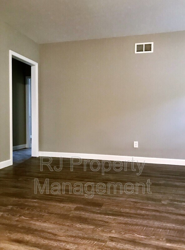 Building Photo - 3522 Madewell St