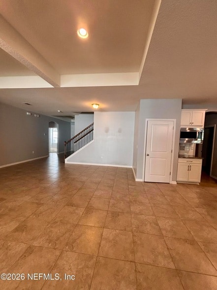 Building Photo - 15730 Spotted Saddle Cir