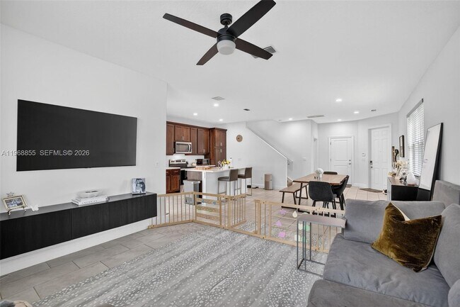 Building Photo - 543 Parsons Wy