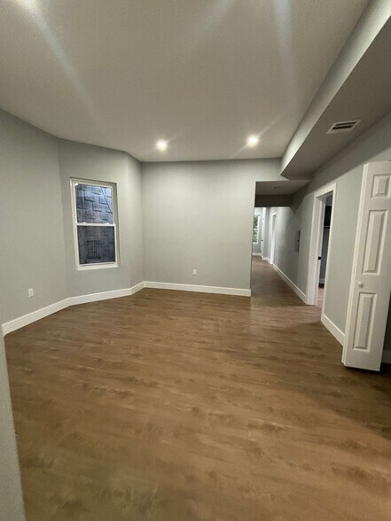 Unit 3 - 9 William St