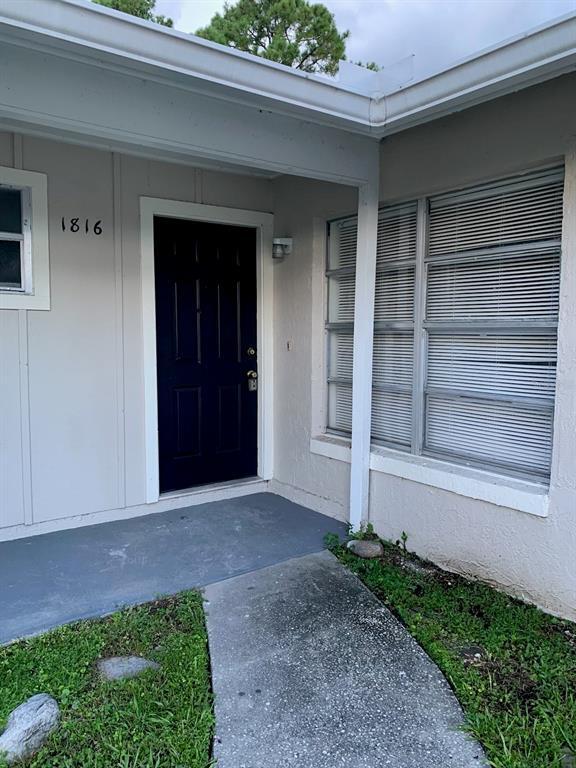 Building Photo - 1816 Bonneville Dr