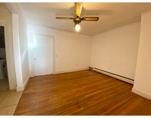 Building Photo - 748 4th St