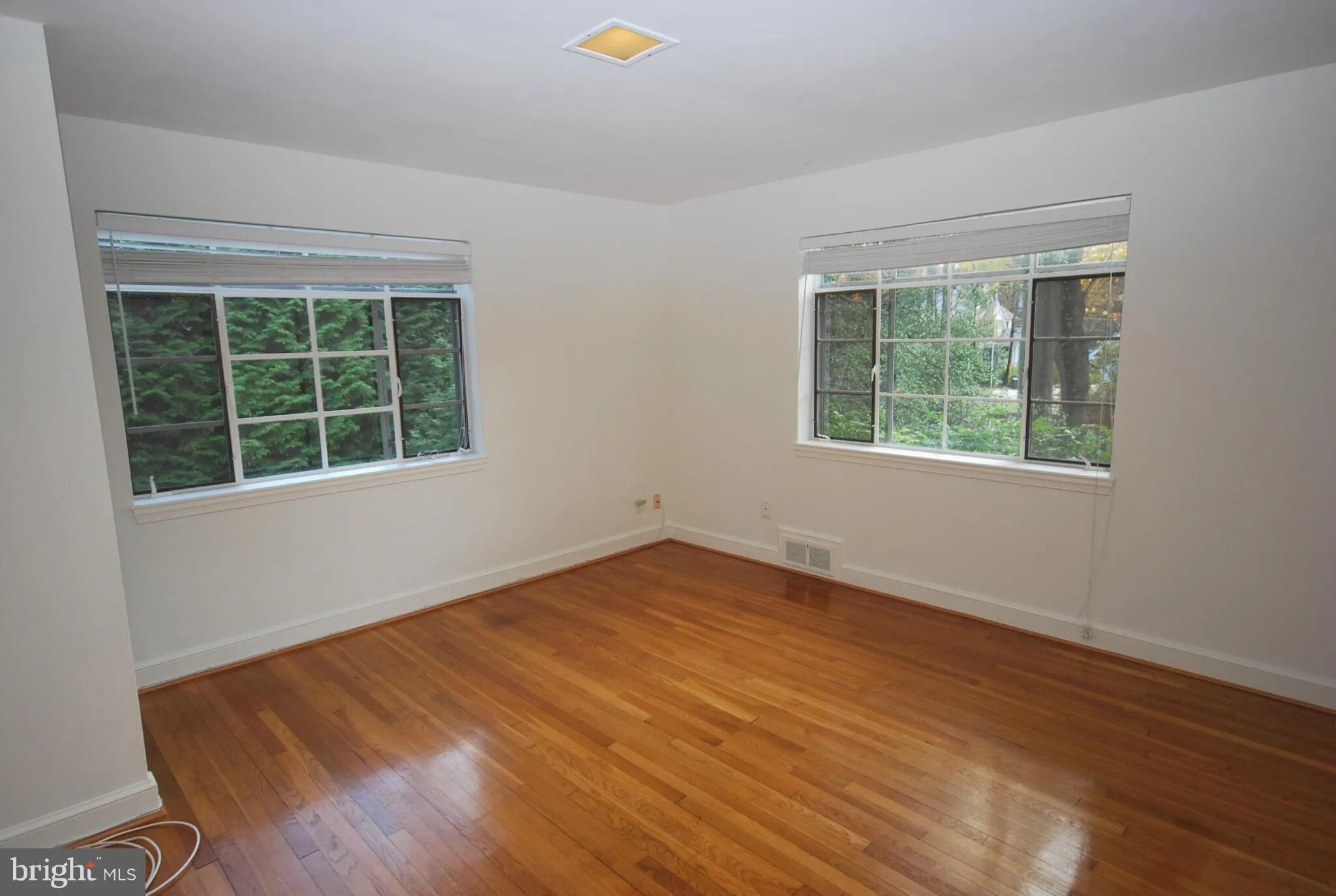 Upstairs Bedroom 2 - 5404 Wilson Ln