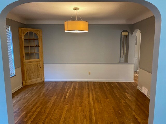 Building Photo - 11509 Lake Ave