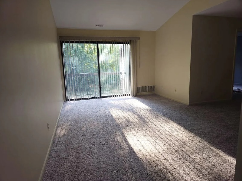 Building Photo - 42794 Lilley Pointe Dr