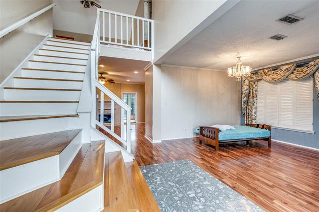 Building Photo - 1400 Endicott Dr