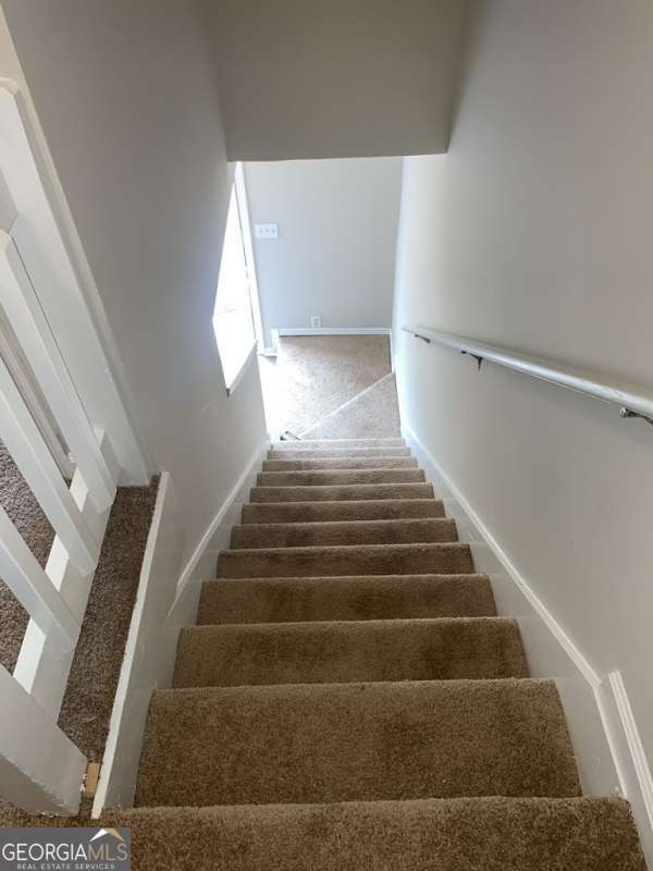Building Photo - 8511 Pineland Dr