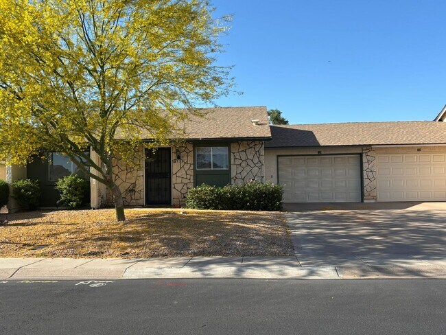 Building Photo - 729 Leisure World
