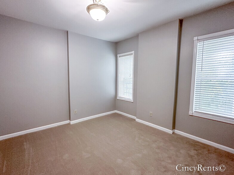 Building Photo - 2126 Fulton Ave