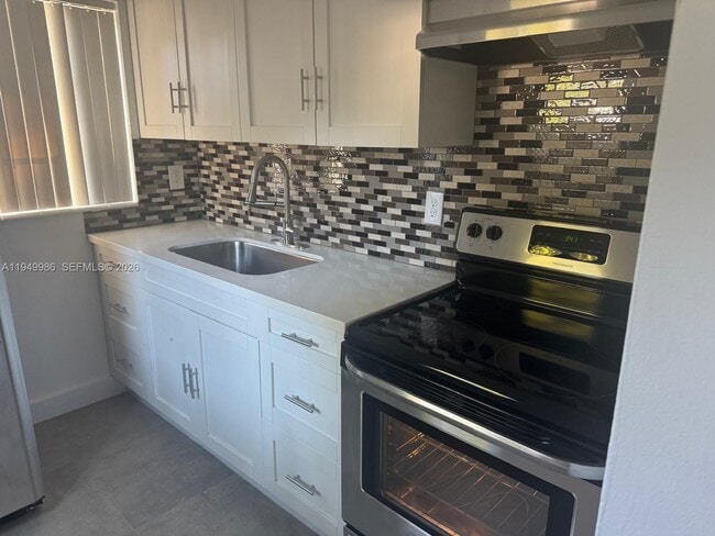 Building Photo - 1631 Rodman St