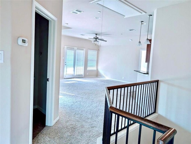 Building Photo - 3101 Davis Ln