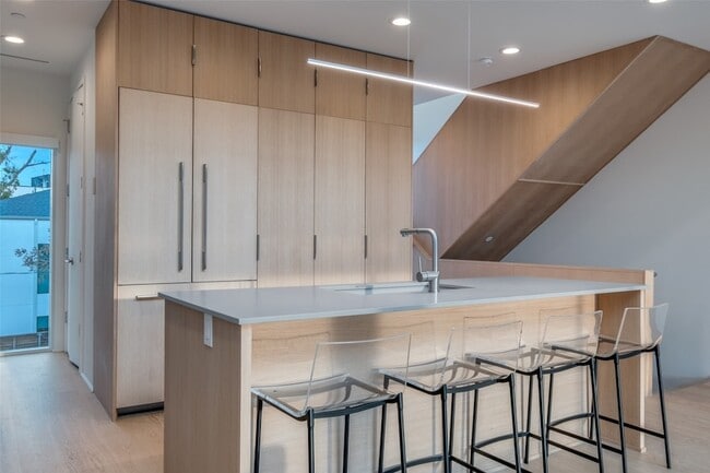 Building Photo - 4626 Coles Manor Pl