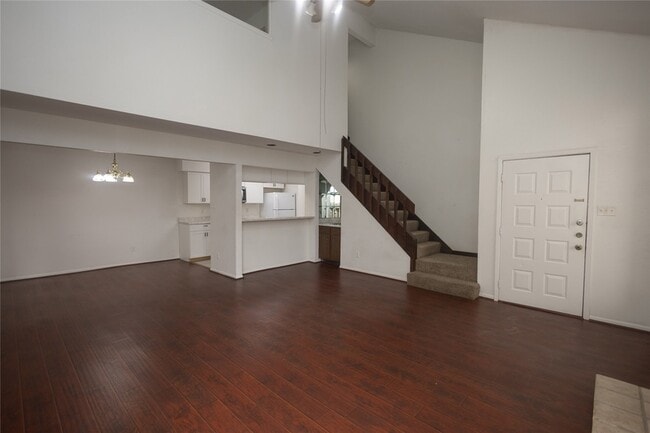 Building Photo - 8100 Cambridge St