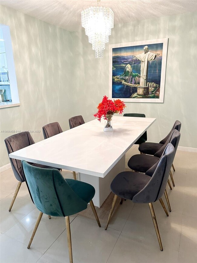 Building Photo - 1937 Sans Souci Blvd