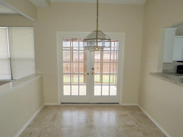 Building Photo - 2240 Arbor Creek Dr