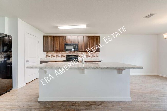 Building Photo - 4907 Kensington Ln