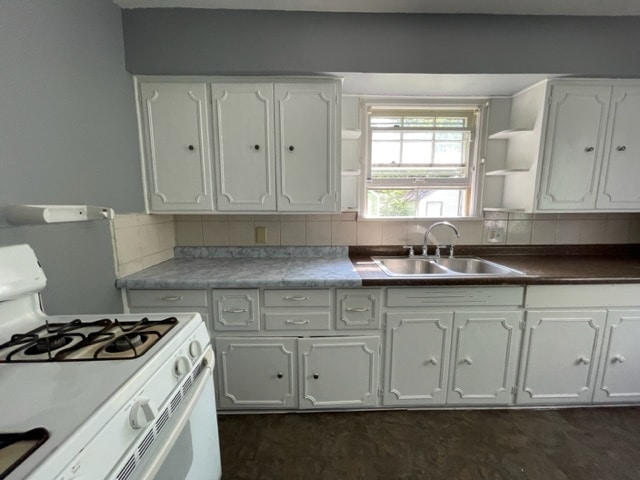 Building Photo - 1650 Huey St