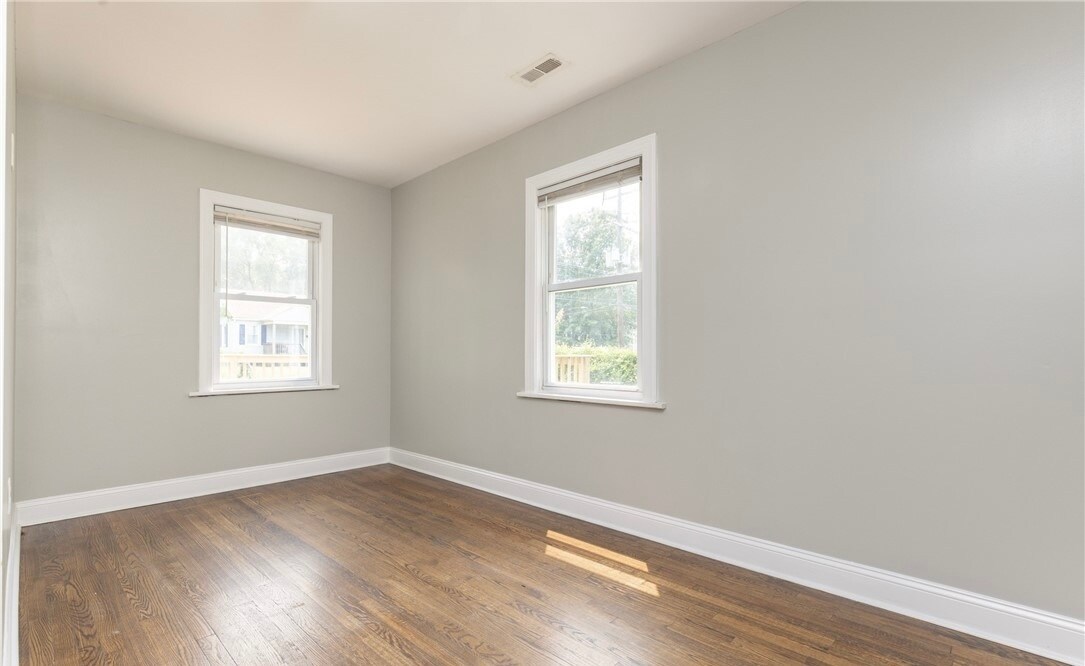 Bedroom 1 - 1302 Mount Erin Dr
