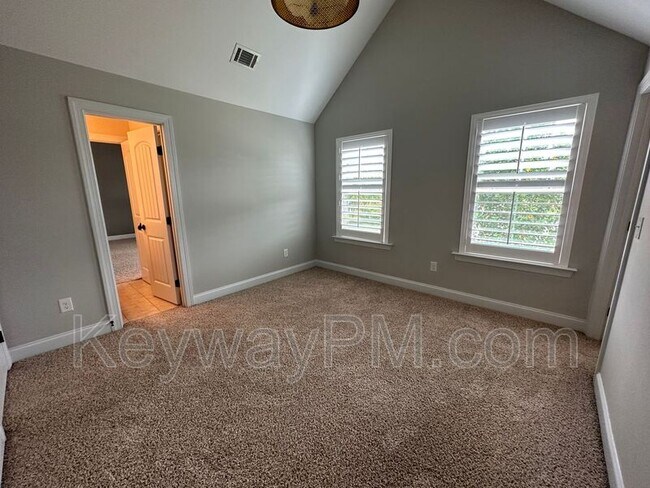 Building Photo - 1731 Edenburg Way