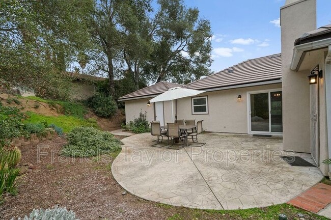 Building Photo - 10204 Lake Meadow Ln