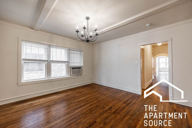 Building Photo - 1432 W Jonquil Terrace