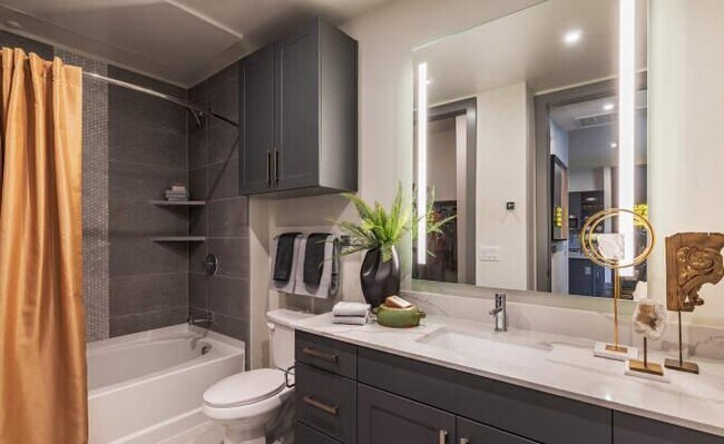 Building Photo - 2 bedroom in Fort Worth TX 76102