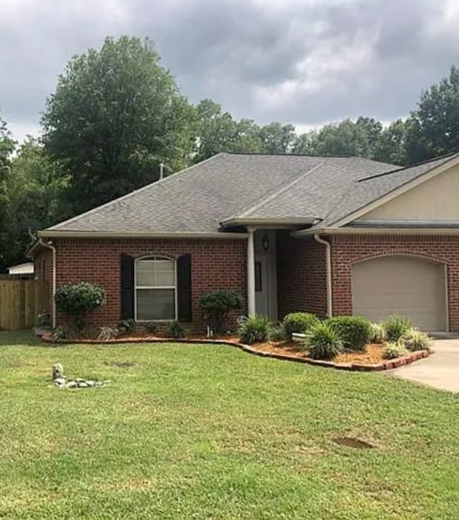 Building Photo - 14712 Madison Ln