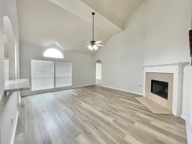 Building Photo - 22923 Palomino Creek Ct