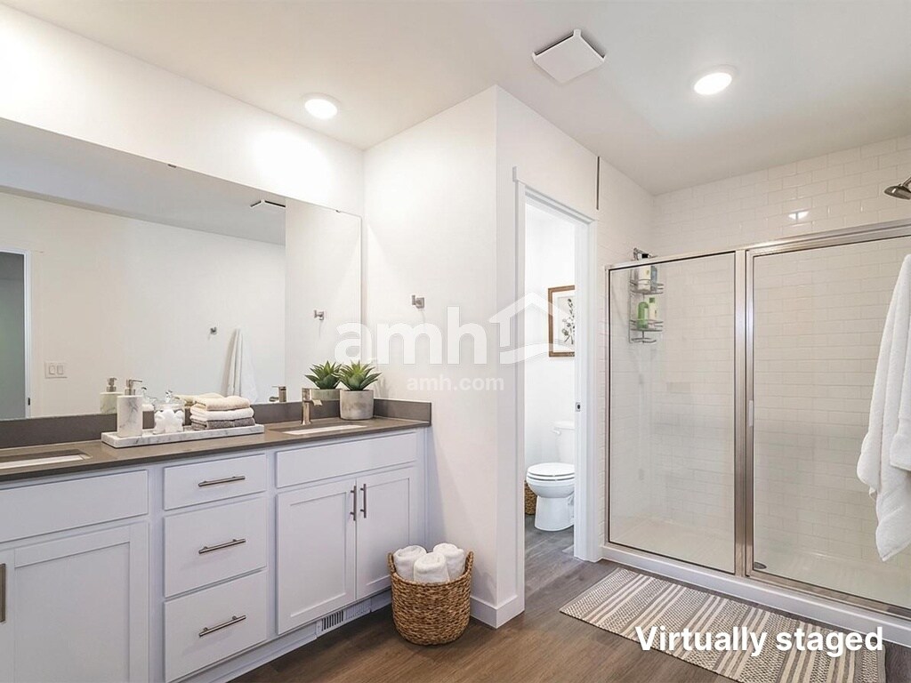 Building Photo - 5125 Turnstone St SE