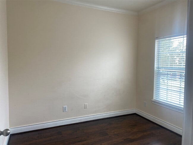 Building Photo - 14434 Summer Garden Dr